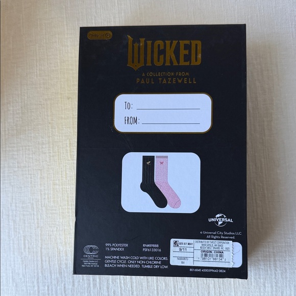 Wicked x Paul Tazewell Embroidered Crew Socks - Glinda/Elphaba 2 pack - Picture 6 of 6